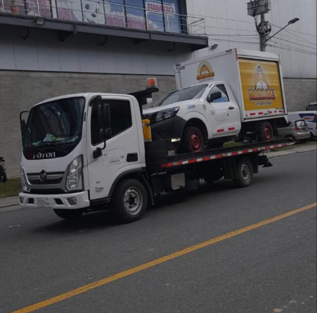 grua en carretera antioquia